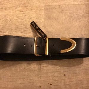 Gorgeous never worn Black Leather Wide Waist Belt